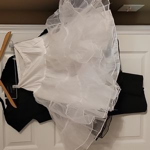 Tool to add volume to dresses